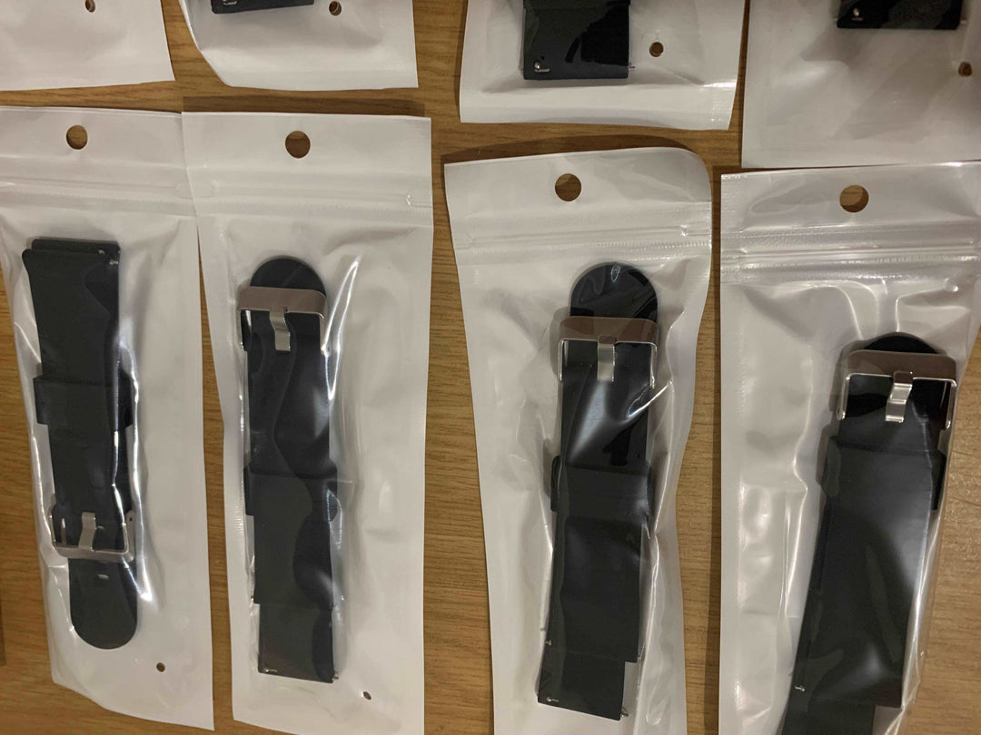 Smart Watch South Africa Silicone Straps Black & Silver Black & Silver Silicone Soft Strap 2,5CM standard at pin