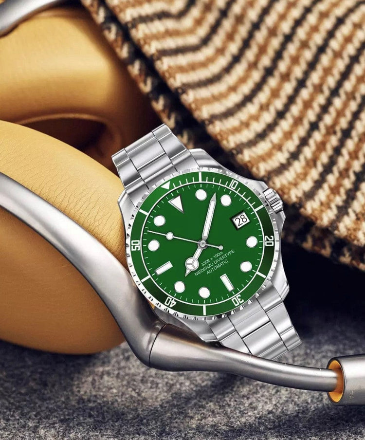 Smart Watch South Africa Watches Green SHOC II Business Smart Watch  Red& Blue   Extra Stainless steel silver straps availible.